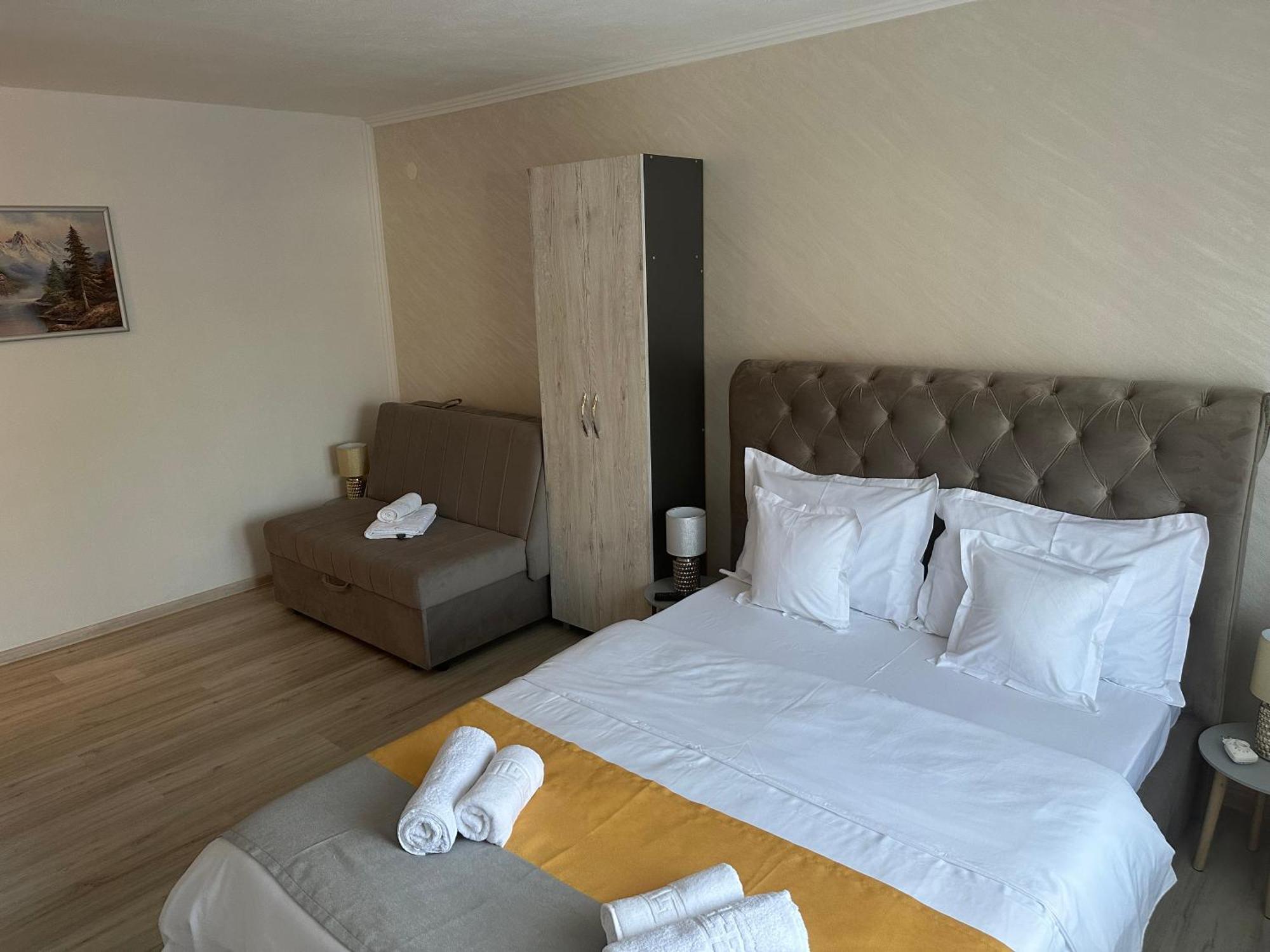 Vila Davison Târgu Jiu Exteriör bild